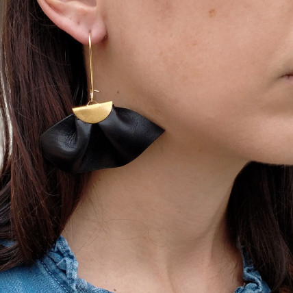 Boucles d'oreille en cuir Femme | BERENICE CUIR NOIR